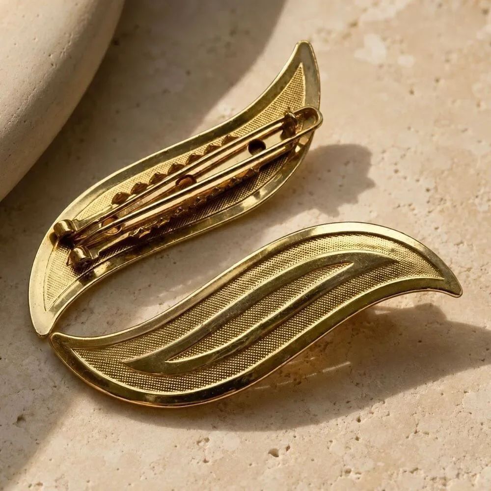 Vintage Gold Tone Hair Barrettes Pair 1970s 1980s Fine Thin Hair